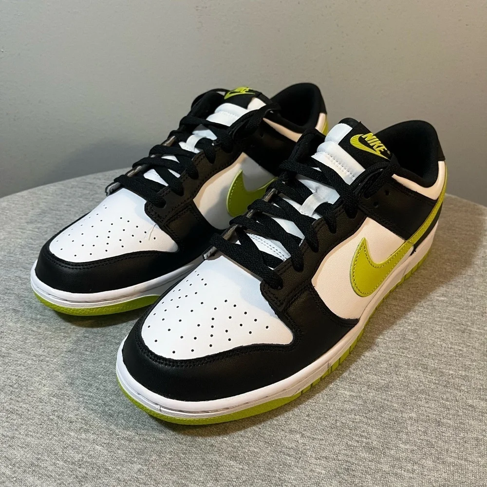 Nike Dunk Low White Black Bright Cactus Men's Shoe Size 11 DV0833 110​​​​